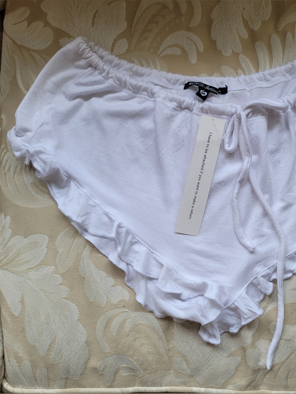 Wildfox White Champagne Elastic Ruffle Waist Lounge Shorts M NWT
